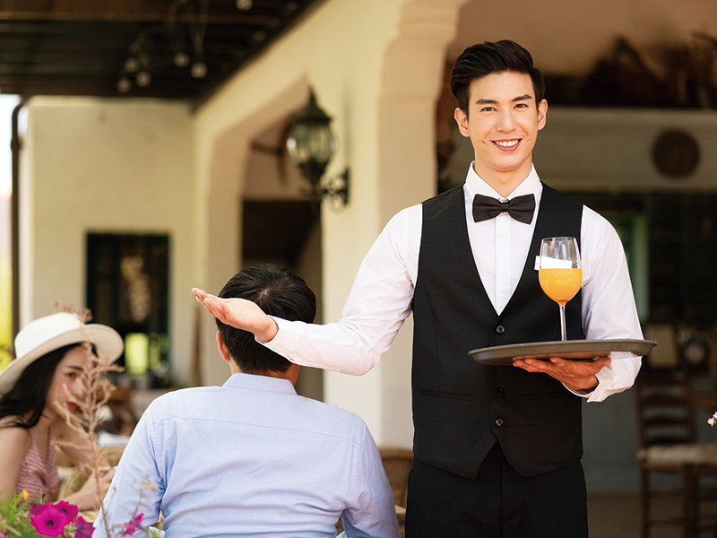 ホテルレストランサービス基礎講座＆プロフェッショナル実習