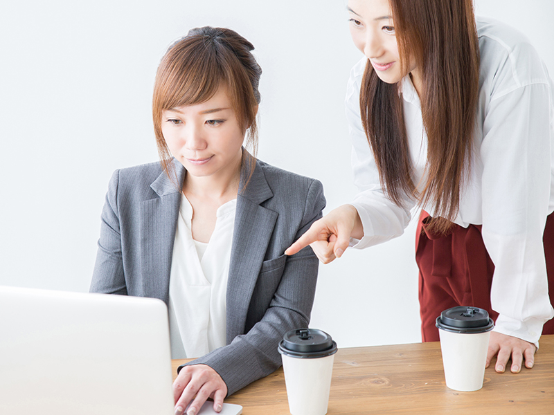 観光業界HP比較・研究