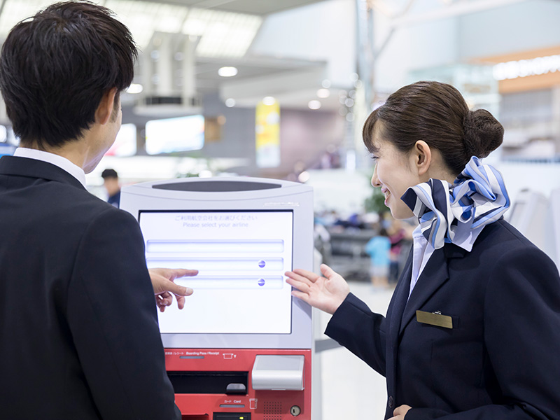 搭乗カウンターチャレンジ「チェックインまで何分かかる?」
