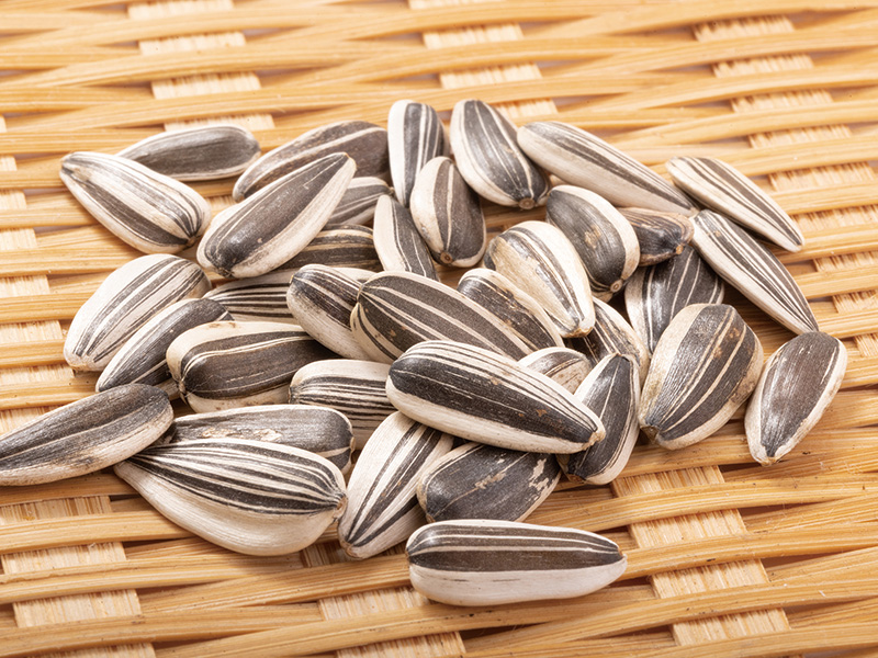 ひまわり種は食べれる?中国人が大好きなお菓子を一緒に食べてお茶会してみませんか?