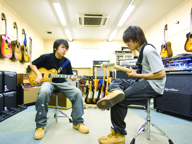 高2限定 ステップアップチャレンジ「パート別レッスン-Guitar-」