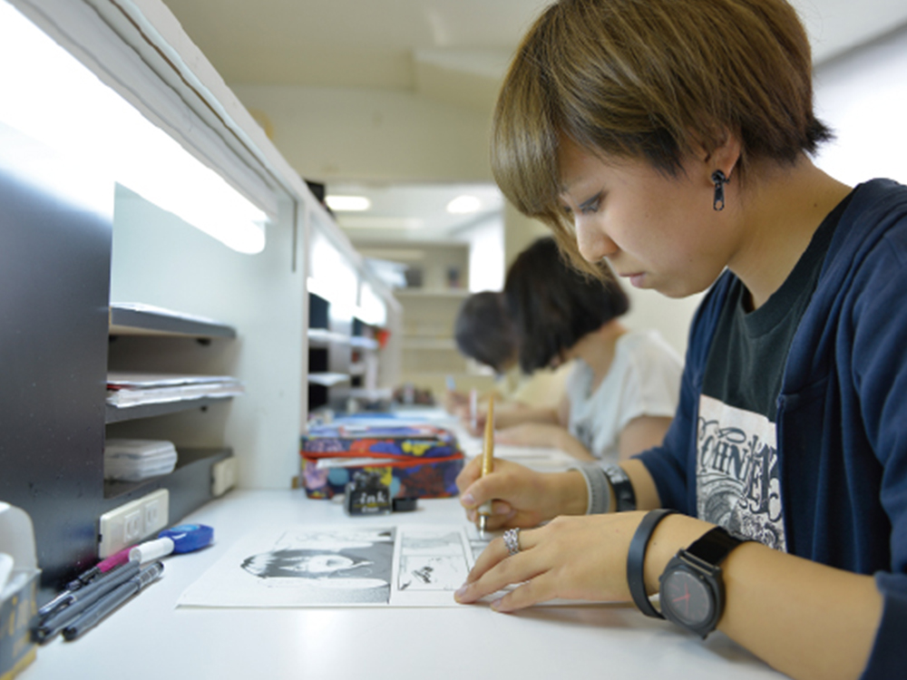 オープンキャンパス 大阪デザイナー専門学校 D 26 デジタル アナログ体験 マンガ家の画材に挑戦