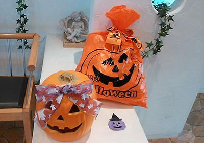 ハロウィーン祭り テーブルをやんちゃに飾ろう!