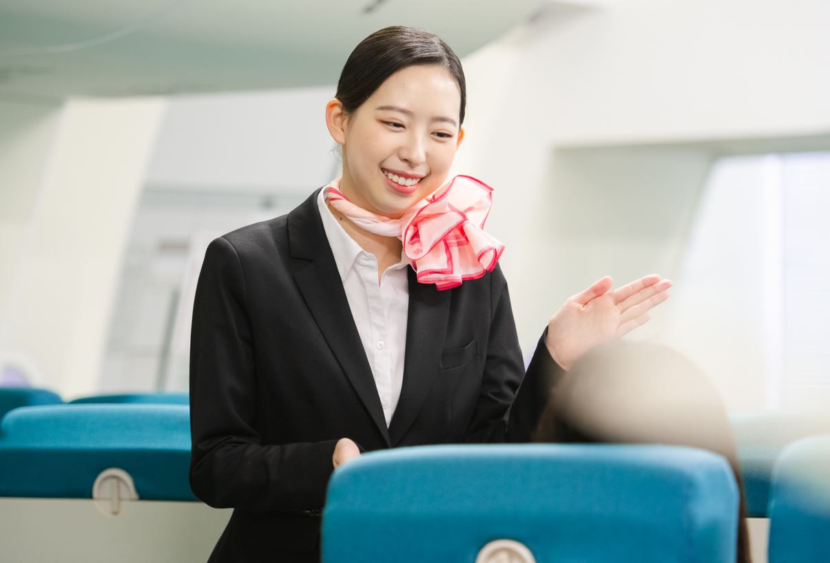 おもてなしレッスン「笑顔・お辞儀・立ち居振る舞い講座」