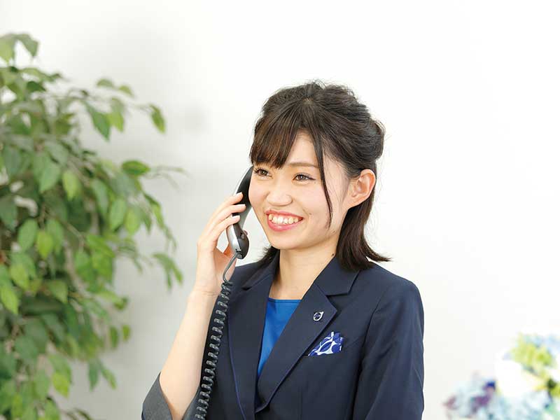 業界で活躍する卒業生による特別講座! ~未来の自分のイメージしよう~大手企業で働く事務職員に学ぶ!