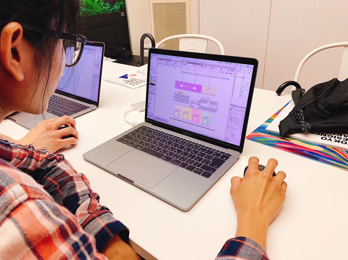 デザイン総合学科【新設3年制】上手く描こうとしなくてOK!はじめてのジェスチャードローイング