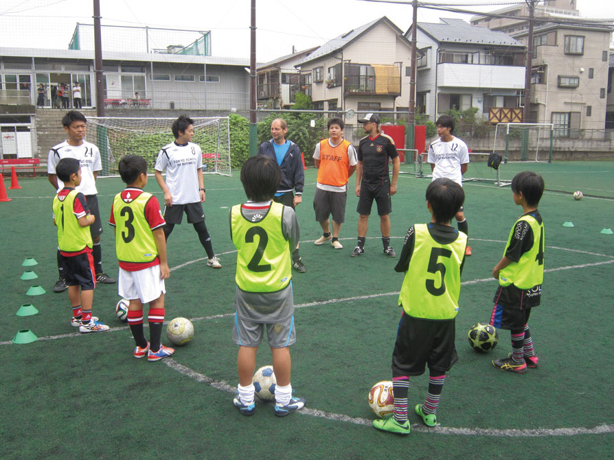 現役コーチが教える!「サッカースクールマネジメント」とは?