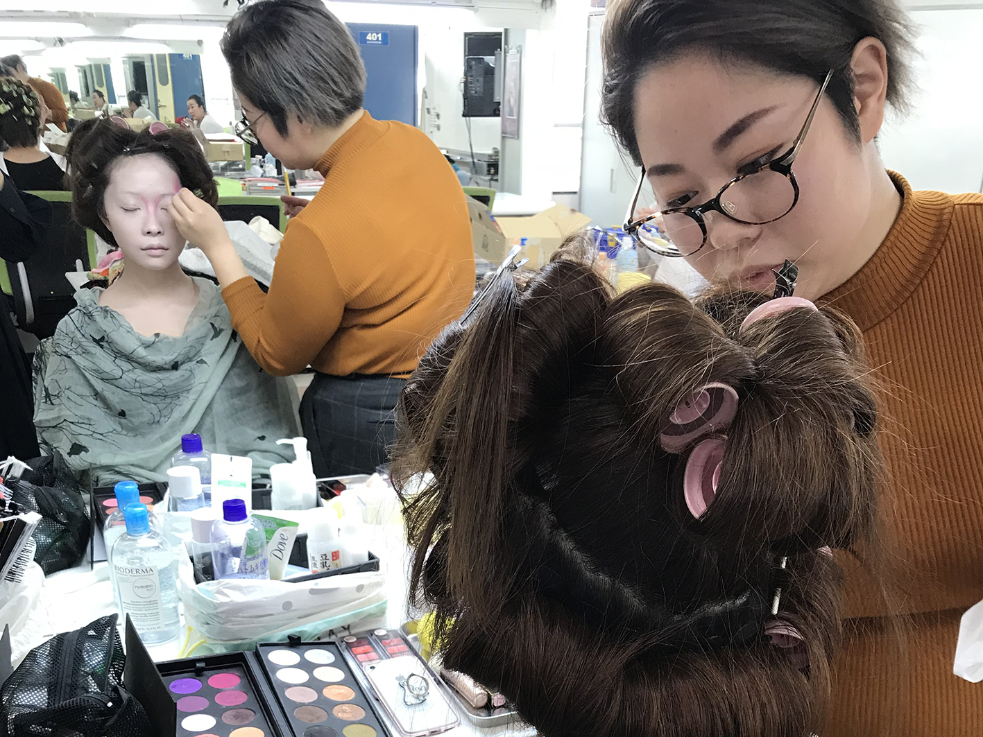 プロの技を見てみよう!~特殊メイクモデル編~