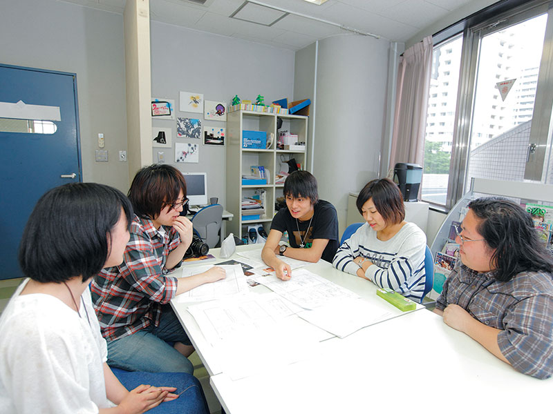 企画出しから完成まで 体験しよう! 雑誌紙面編・CM撮影編