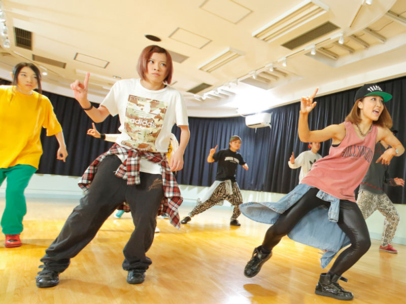 プロダンサー・ダンスボーカリストのお仕事を見てみよう! 【インストラクター編】