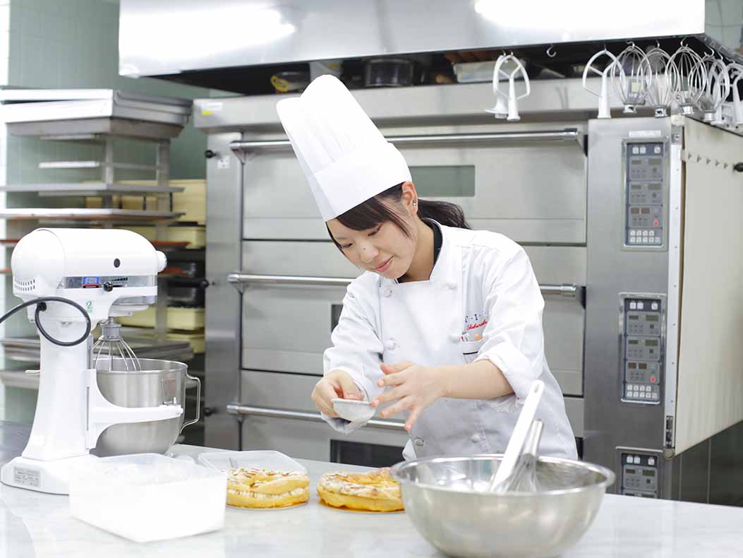 なめらかしっとりいちごのチョコムース