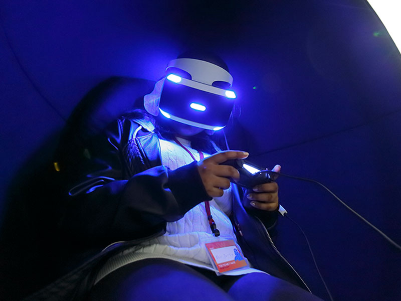 VRを体験して、新しいVRゲームを考えてみよう!