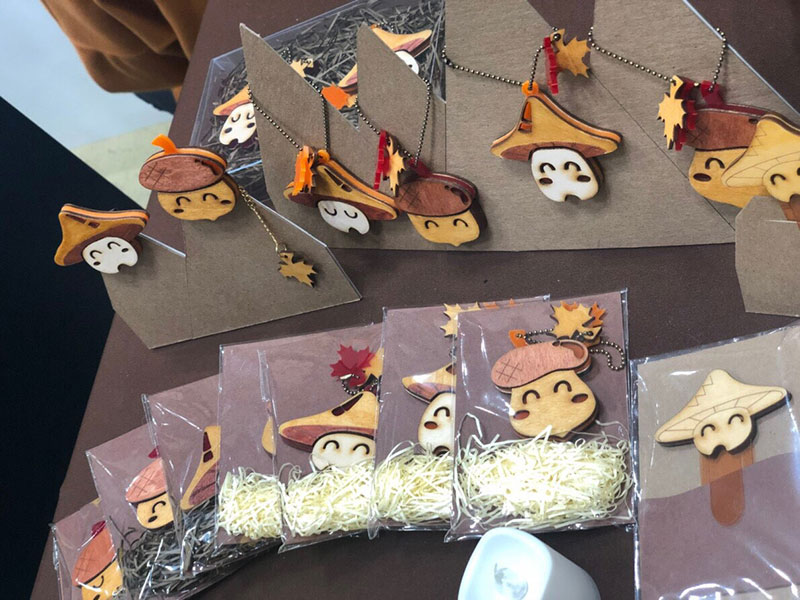 レーザーカッターを使ってキャラクター雑貨を作ろう!