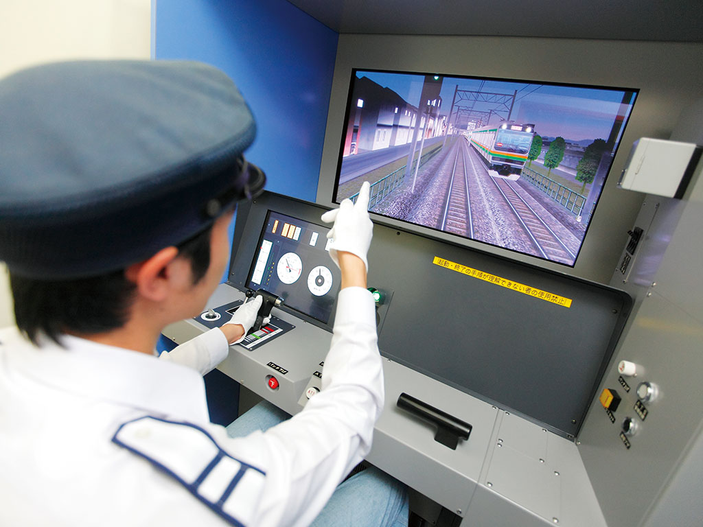 鉄道マンを目指そう②〜運転シミュレーター体験〜