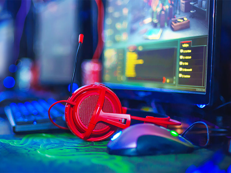 ハイスペックゲーミングPCを使ってe-Sportsタイトルに挑戦!